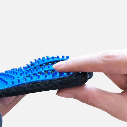 Pet Grooming Glove for Cats and Dogs - Deshedding Brush and Massage Tool for Bathing and Hair Removal