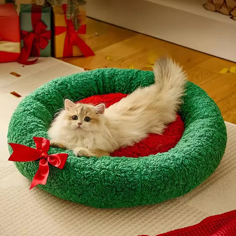 CuddTail™ Christmas Tree Cat Nest – Thickened Winter Bed with Semi-Closed Design for Cats, Puppies & Small Dogs